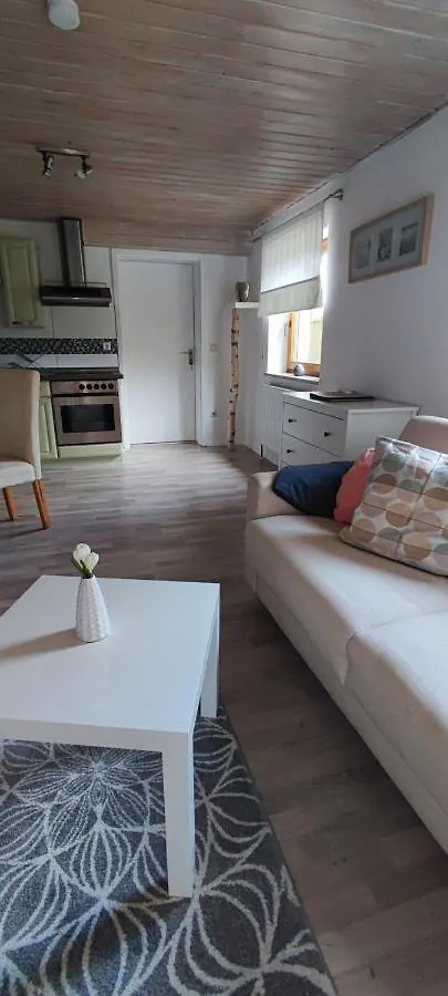 Monteurwohnung Schneider Grub am Forst 0*,